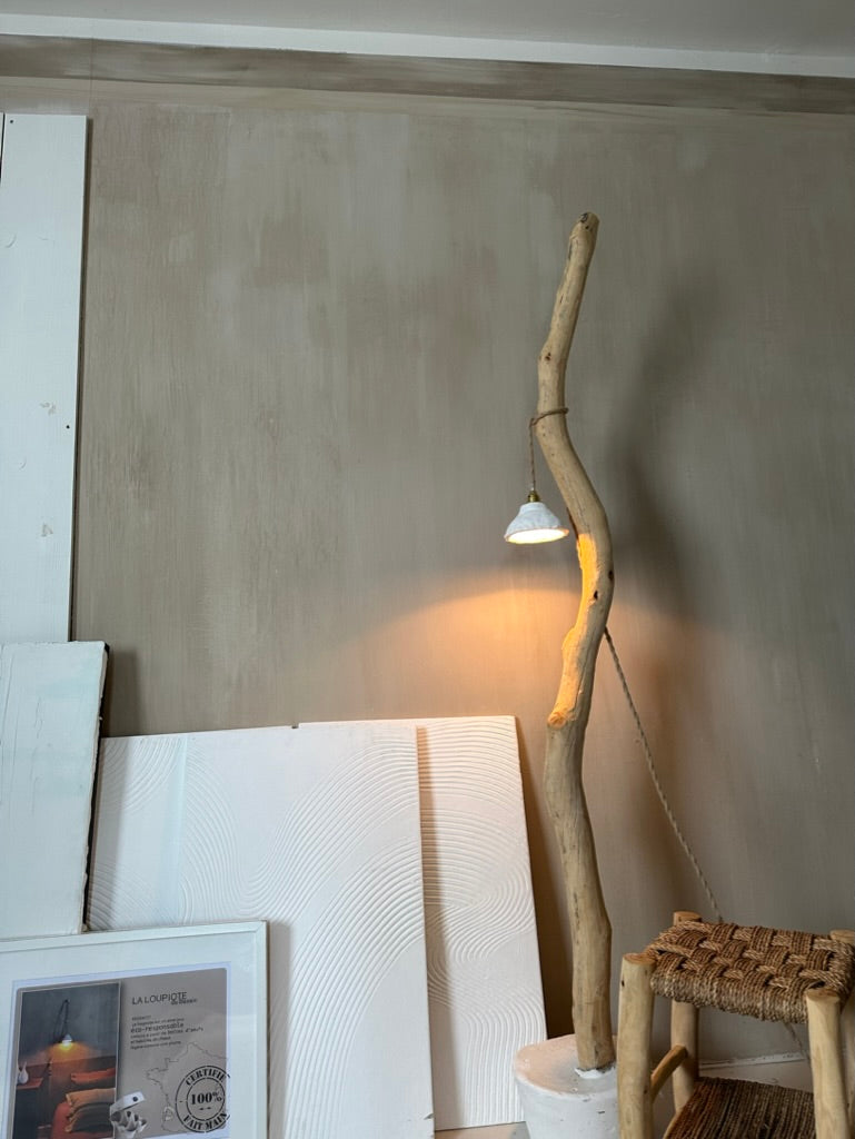 LOUPIOTE SUR BOIS FLOTTE